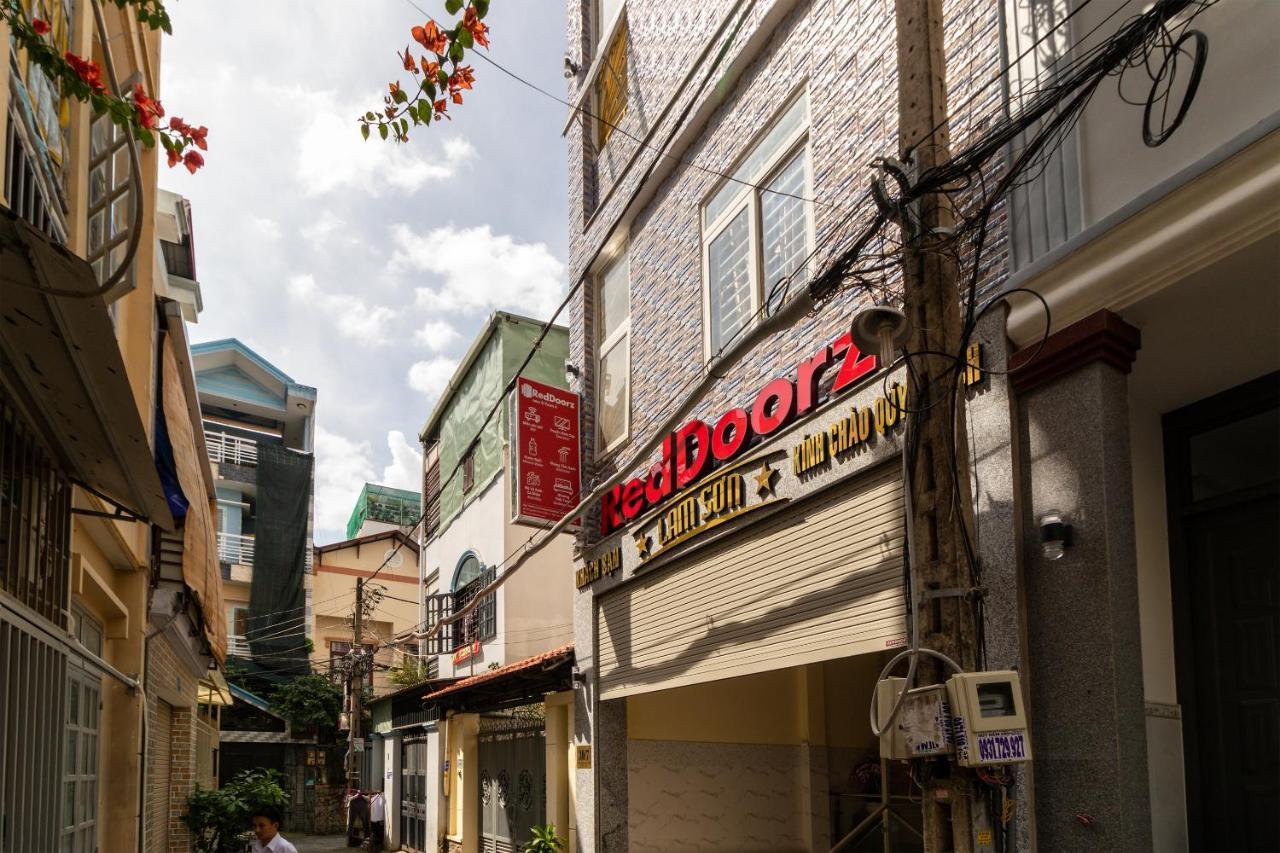 Reddoorz Near Etown 4 Hotel Ho Chi Minh City Exterior photo