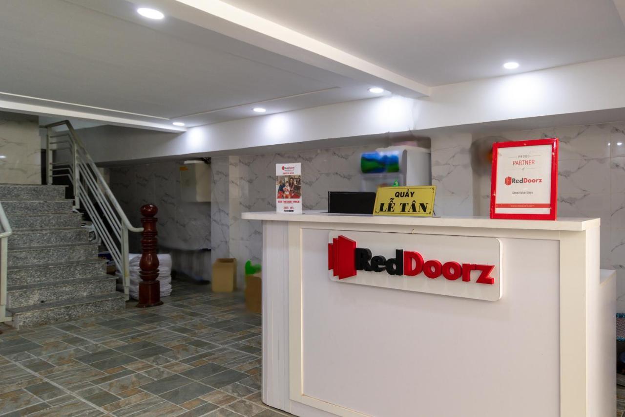 Reddoorz Near Etown 4 Hotel Ho Chi Minh City Exterior photo