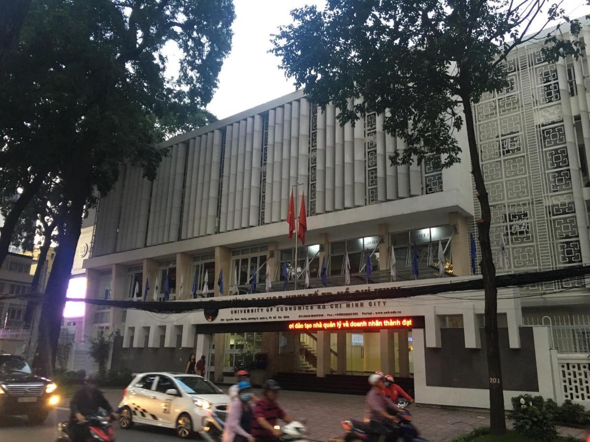 Reddoorz Near Etown 4 Hotel Ho Chi Minh City Exterior photo